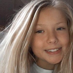 Meet your Posher, Veronika